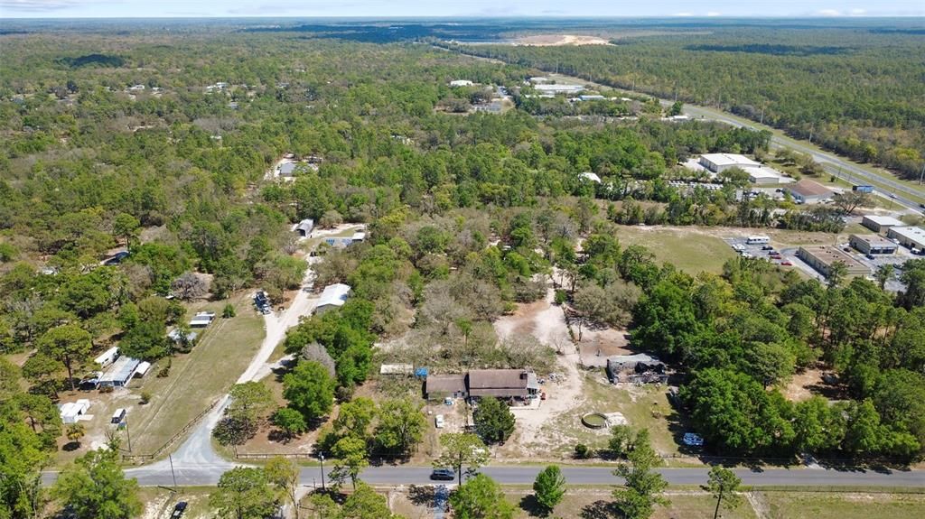 待售: $699,900 (7.36 acres)