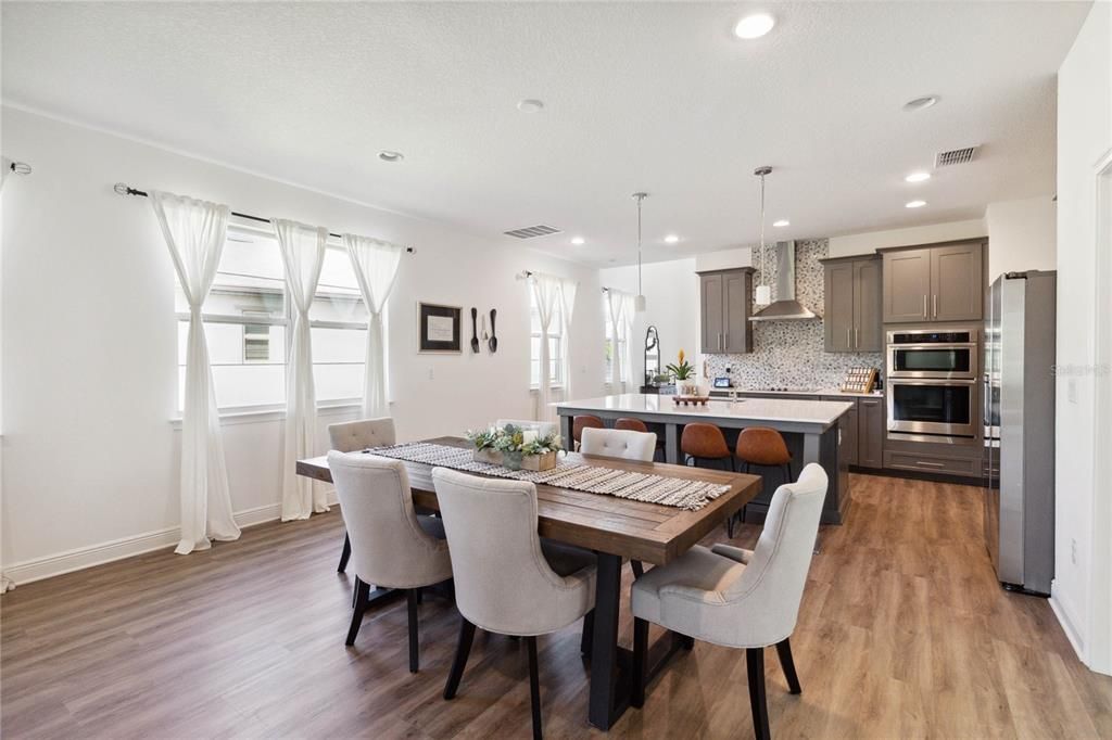 For Sale: $498,000 (4 beds, 3 baths, 2732 Square Feet)