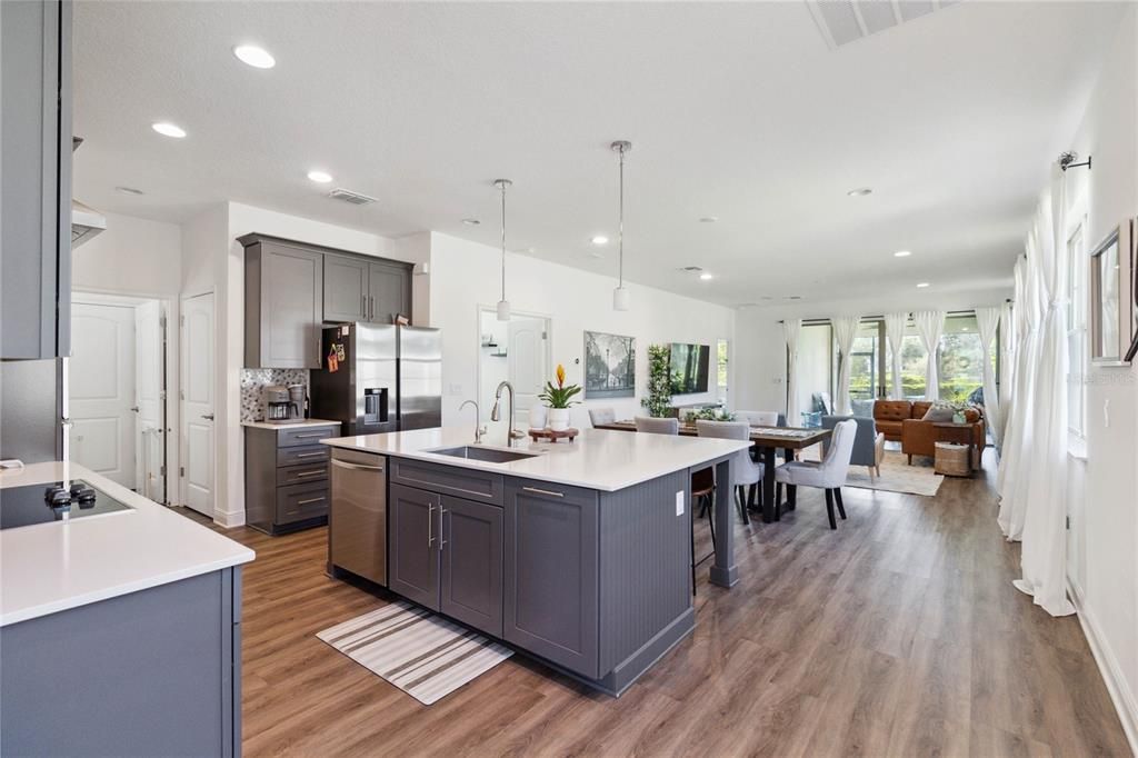 For Sale: $498,000 (4 beds, 3 baths, 2732 Square Feet)