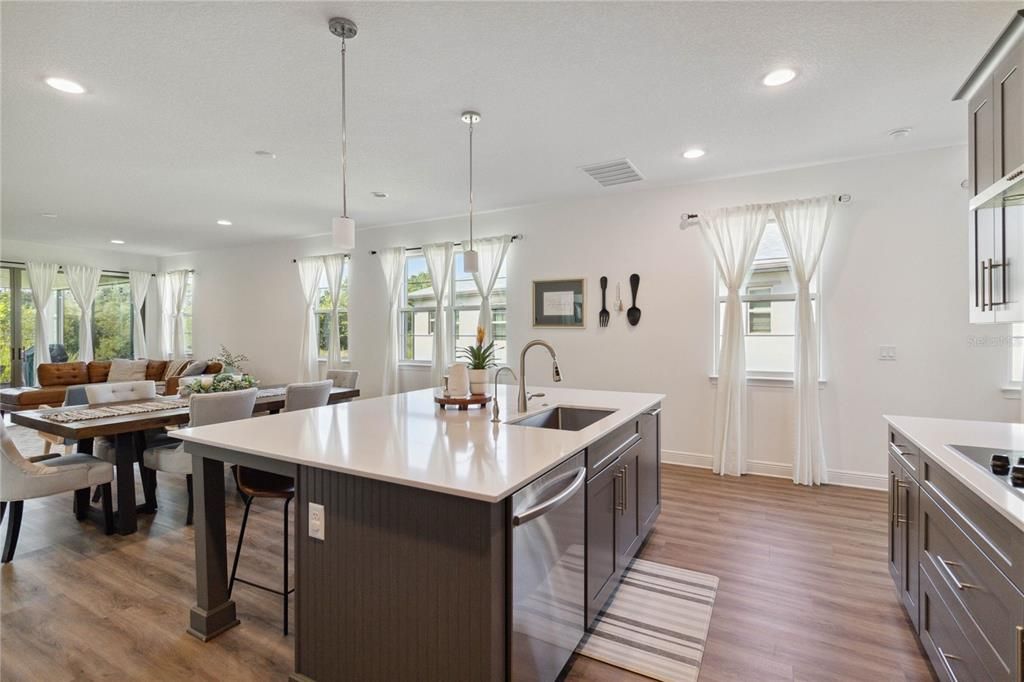 For Sale: $498,000 (4 beds, 3 baths, 2732 Square Feet)