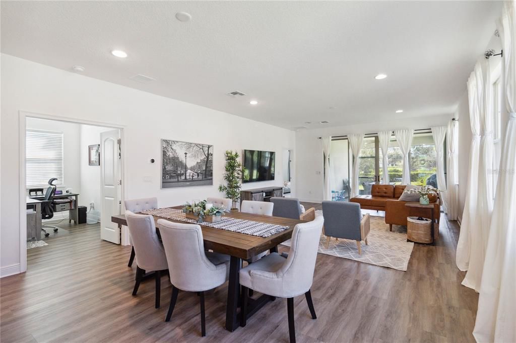 For Sale: $498,000 (4 beds, 3 baths, 2732 Square Feet)