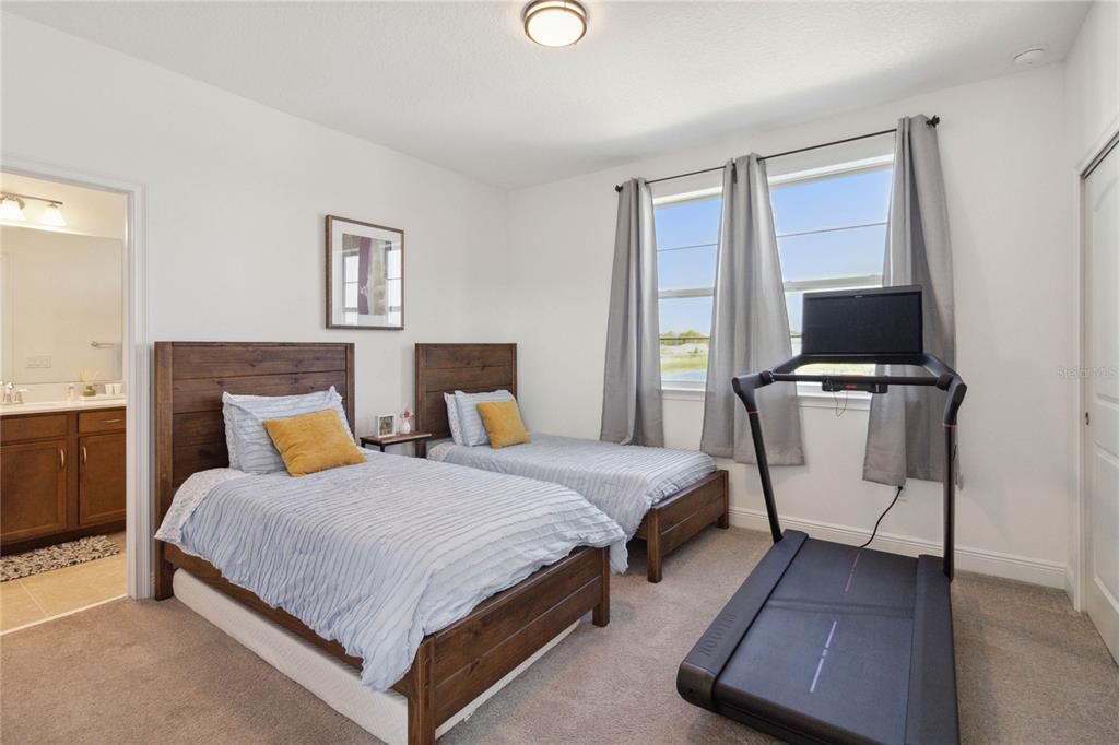 For Sale: $498,000 (4 beds, 3 baths, 2732 Square Feet)