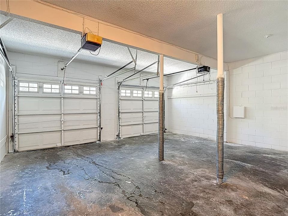 Activo con contrato: $459,900 (3 camas, 2 baños, 1840 Pies cuadrados)