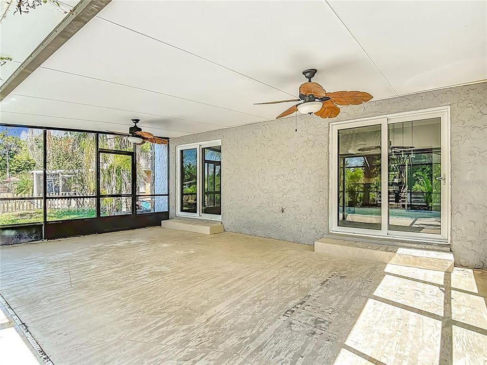 Activo con contrato: $459,900 (3 camas, 2 baños, 1840 Pies cuadrados)