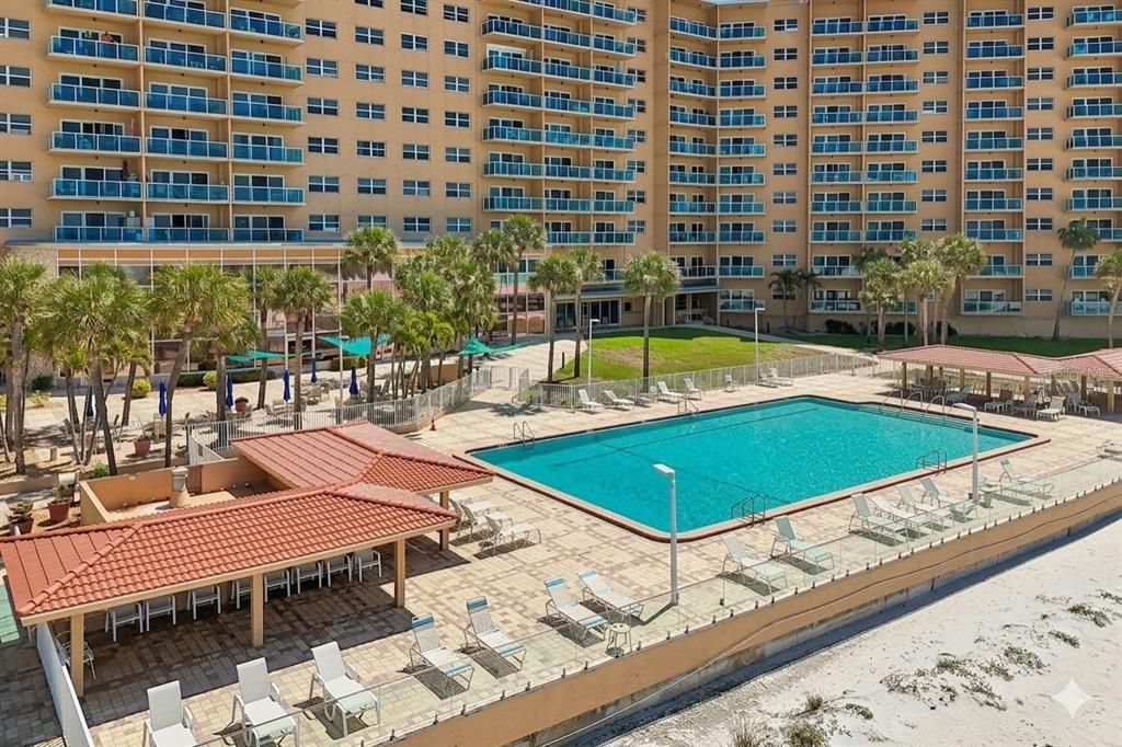For Sale: $369,000 (0 beds, 1 baths, 493 Square Feet)