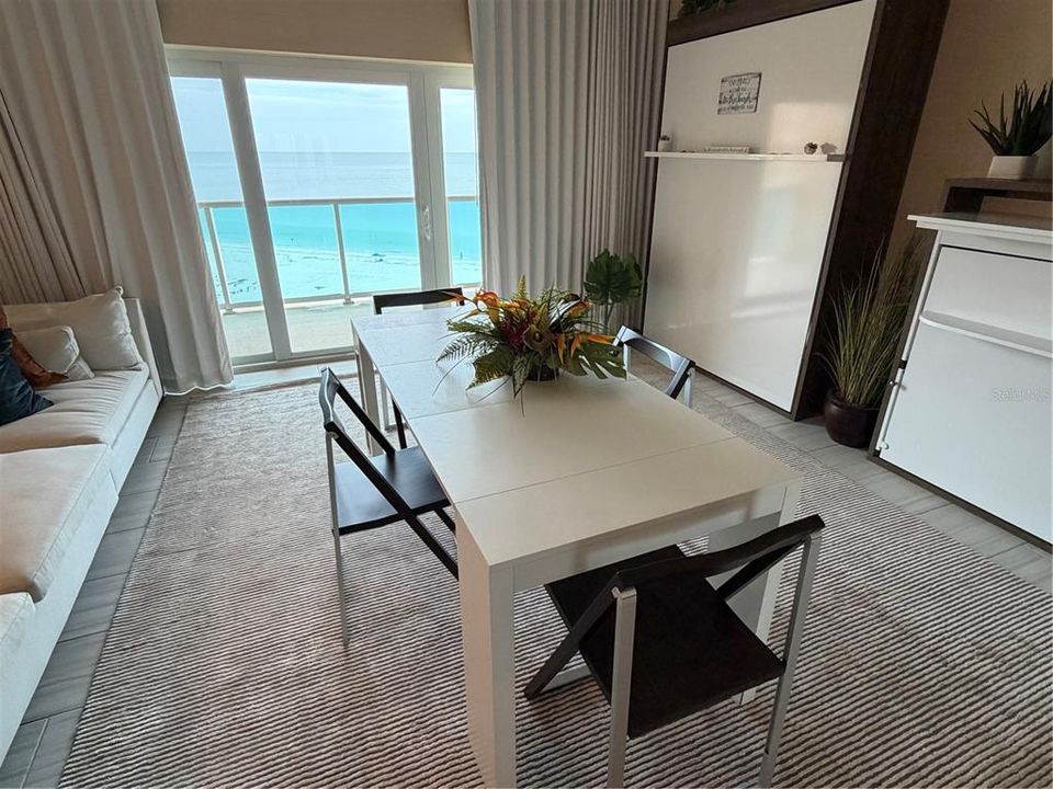 Active With Contract: $369,000 (0 beds, 1 baths, 493 Square Feet)
