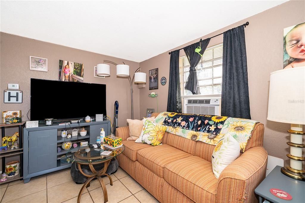 En Venta: $389,900 (0 camas, 0 baños, 2064 Pies cuadrados)