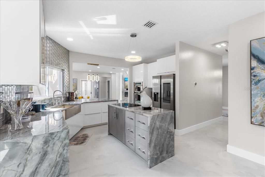 For Sale: $1,299,000 (4 beds, 3 baths, 2624 Square Feet)