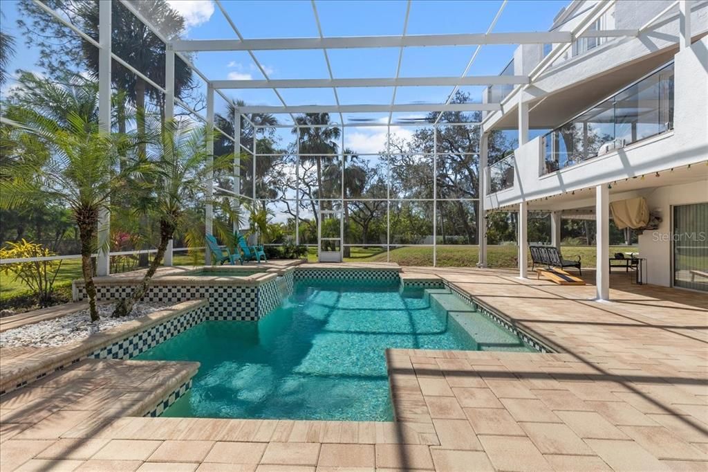 For Sale: $1,299,000 (4 beds, 3 baths, 2624 Square Feet)