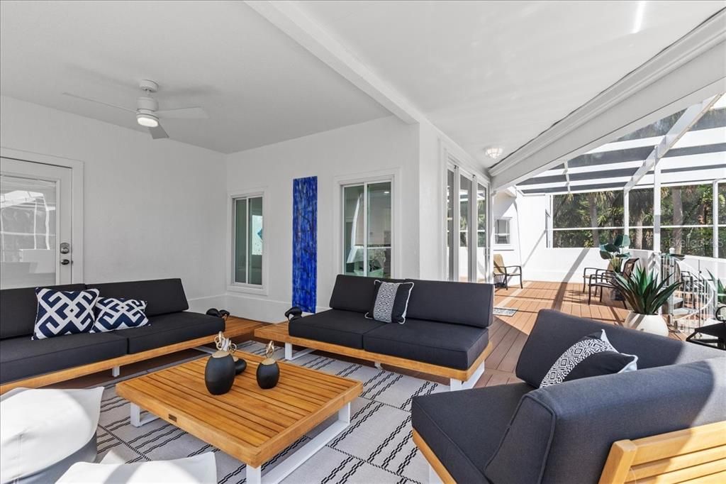 For Sale: $1,299,000 (4 beds, 3 baths, 2624 Square Feet)