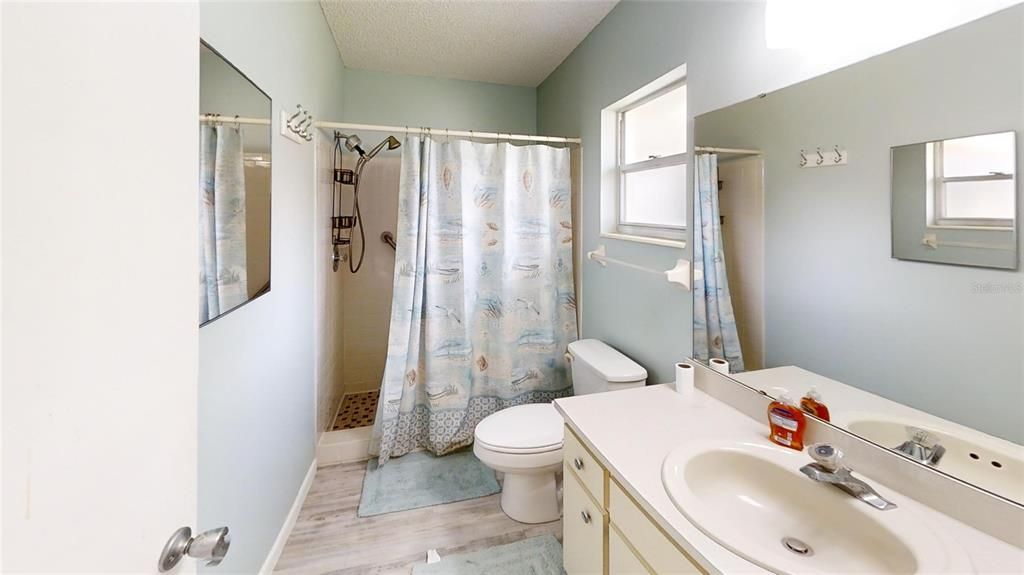 В аренду: $1,600 (2 спален, 2 ванн, 1179 Квадратных фут)