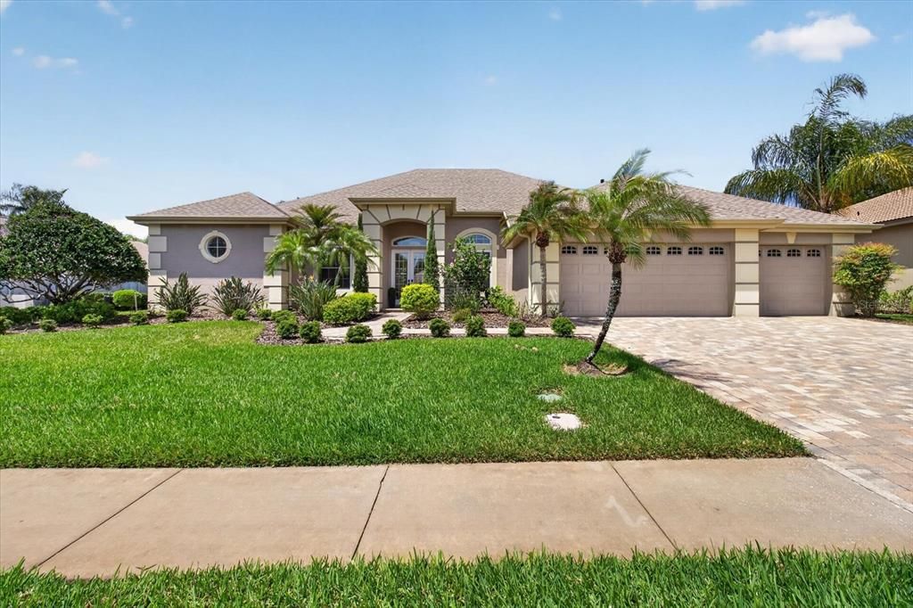 En Venta: $1,300,000 (4 camas, 4 baños, 3691 Pies cuadrados)