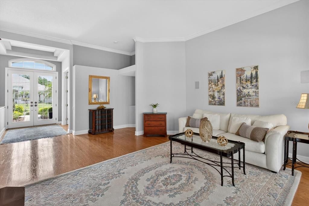 En Venta: $1,300,000 (4 camas, 4 baños, 3691 Pies cuadrados)