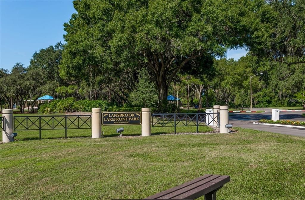 En Venta: $1,300,000 (4 camas, 4 baños, 3691 Pies cuadrados)
