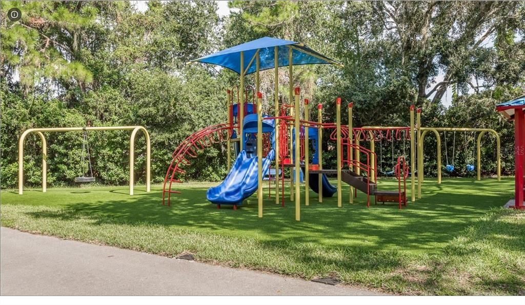 En Venta: $1,300,000 (4 camas, 4 baños, 3691 Pies cuadrados)