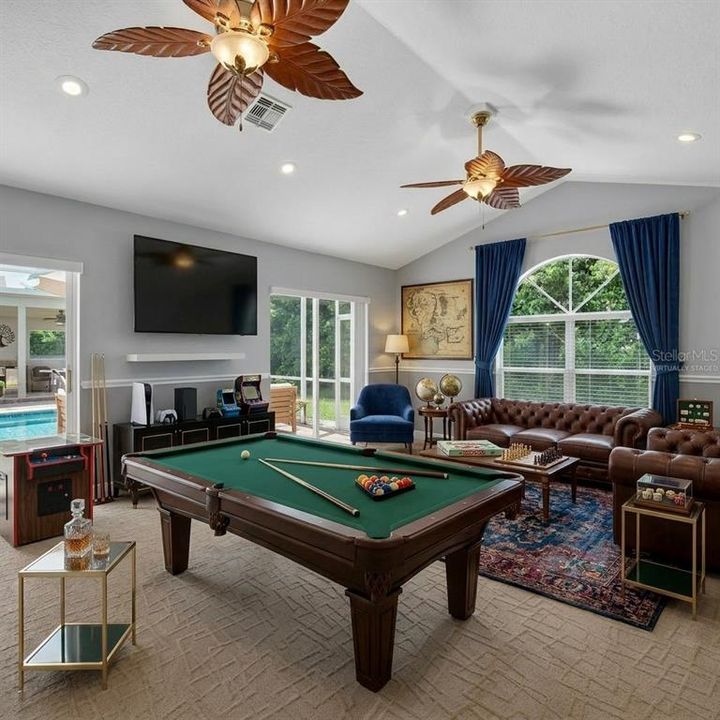 En Venta: $1,300,000 (4 camas, 4 baños, 3691 Pies cuadrados)