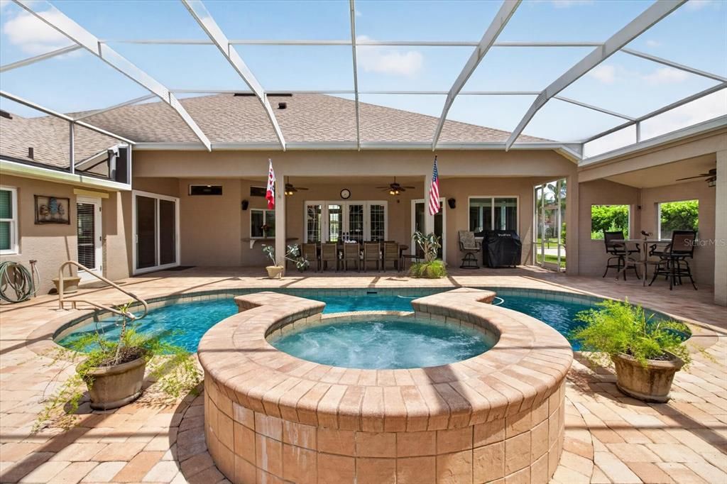 En Venta: $1,300,000 (4 camas, 4 baños, 3691 Pies cuadrados)