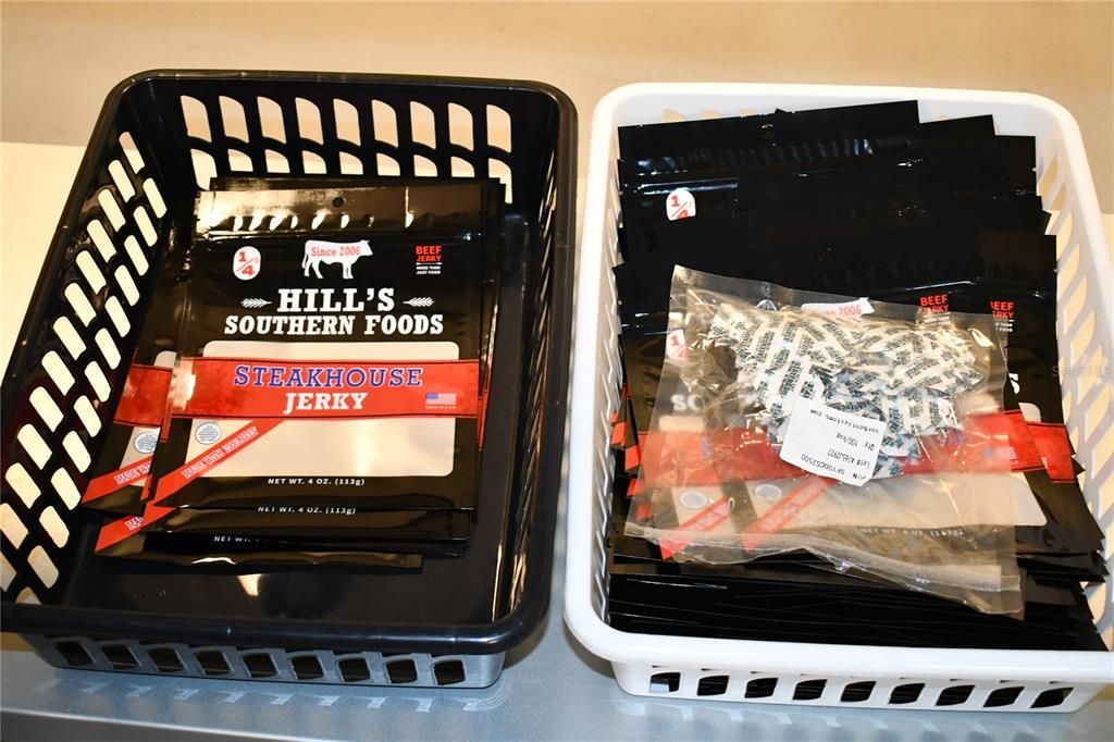 На продажу: $230,000 (0 спален, 0 ванн, 0 Квадратных фут)