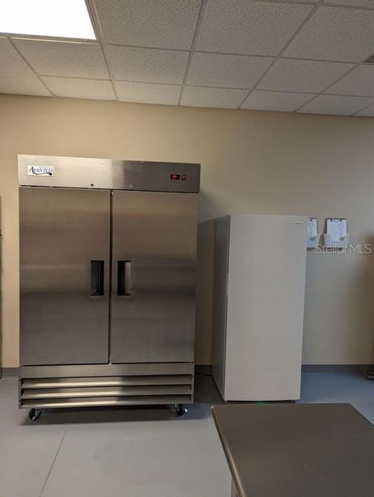 На продажу: $230,000 (0 спален, 0 ванн, 0 Квадратных фут)