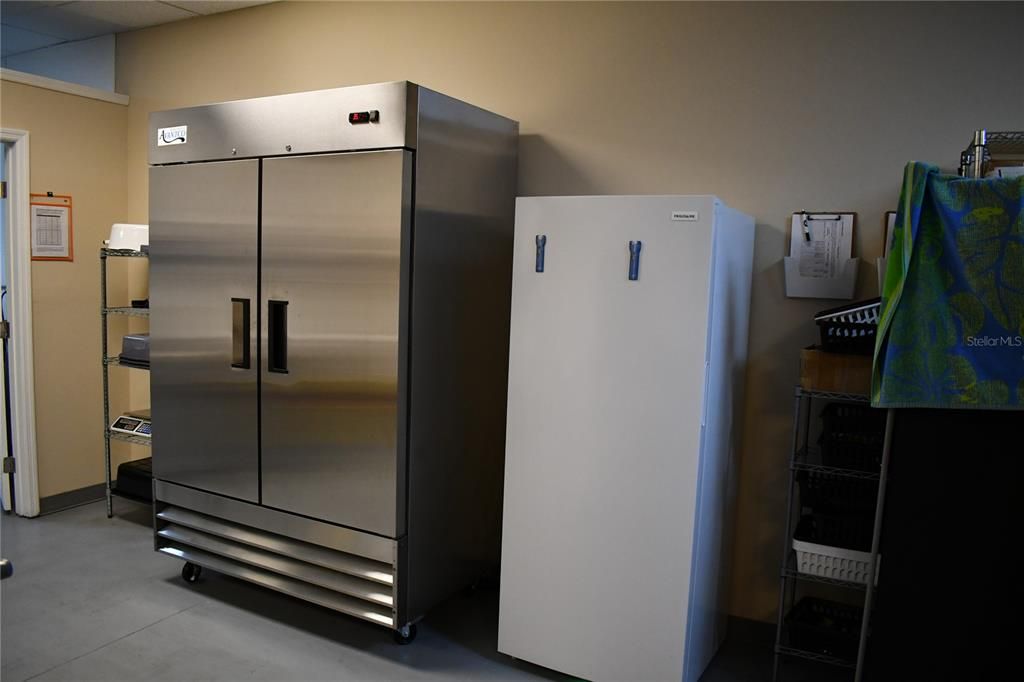 На продажу: $230,000 (0 спален, 0 ванн, 0 Квадратных фут)