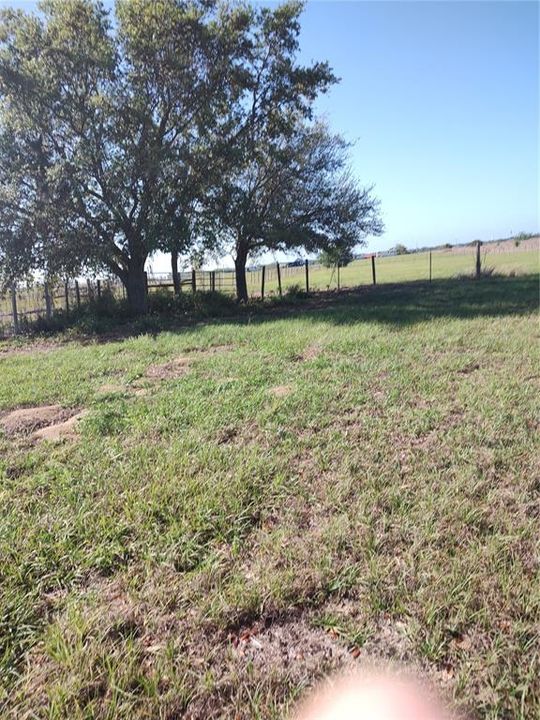 En Venta: $115,000 (5.00 acres)