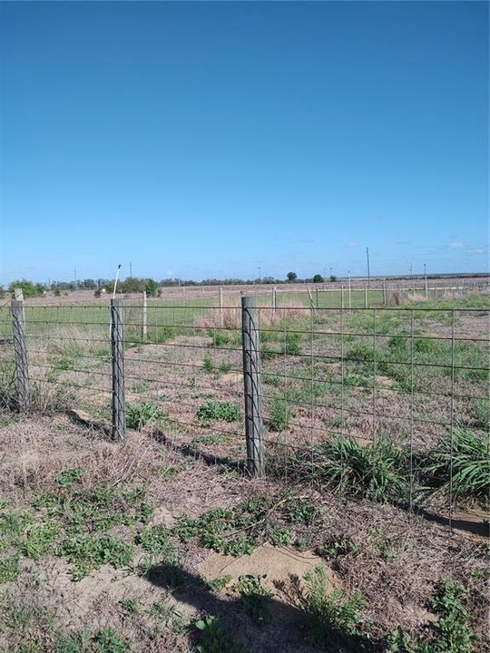 En Venta: $115,000 (5.00 acres)