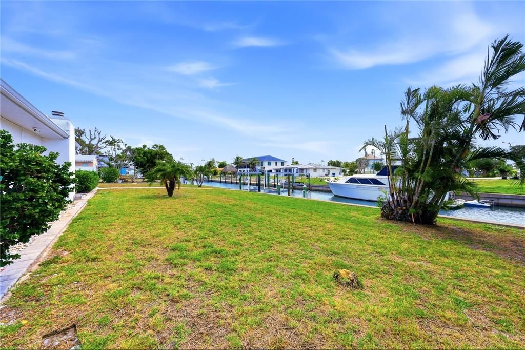 En Venta: $750,000 (4 camas, 2 baños, 2102 Pies cuadrados)