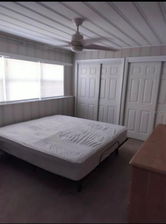 Activo con contrato: $3,950 (4 camas, 2 baños, 1878 Pies cuadrados)