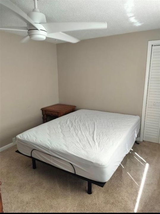 Activo con contrato: $3,950 (4 camas, 2 baños, 1878 Pies cuadrados)