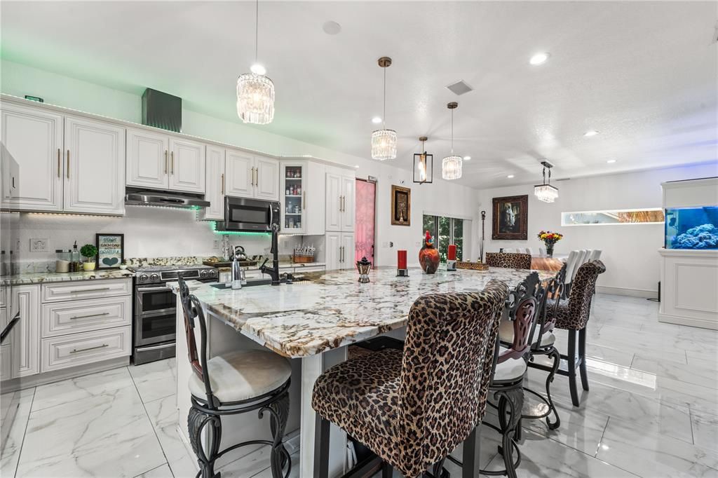 For Sale: $1,699,695 (7 beds, 4 baths, 4268 Square Feet)