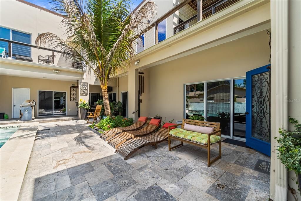 For Sale: $1,699,695 (7 beds, 4 baths, 4268 Square Feet)