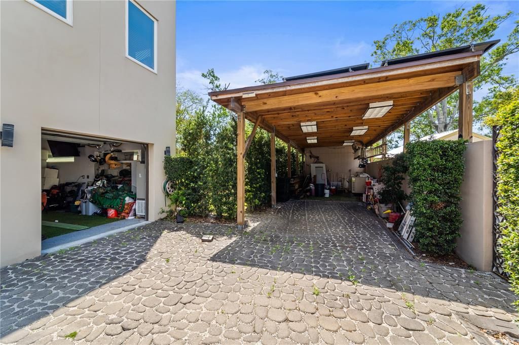 For Sale: $1,699,695 (7 beds, 4 baths, 4268 Square Feet)