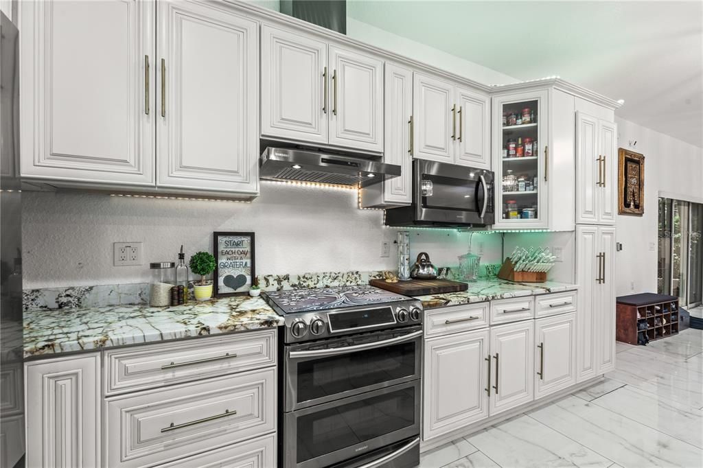 For Sale: $1,699,695 (7 beds, 4 baths, 4268 Square Feet)