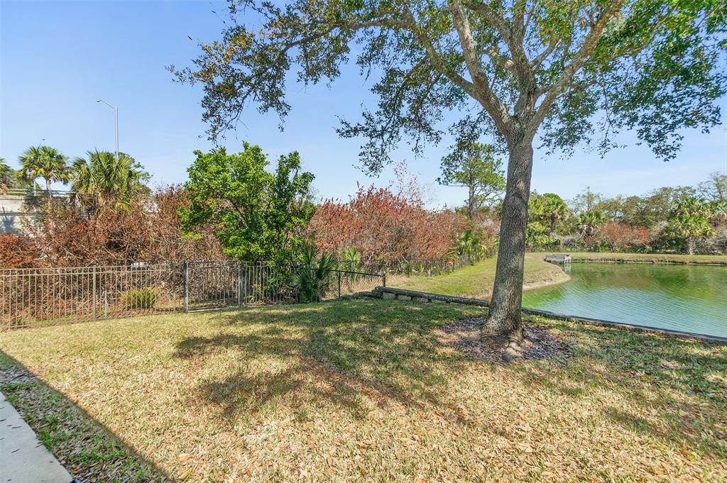 На продажу: $319,000 (3 спален, 2 ванн, 1598 Квадратных фут)