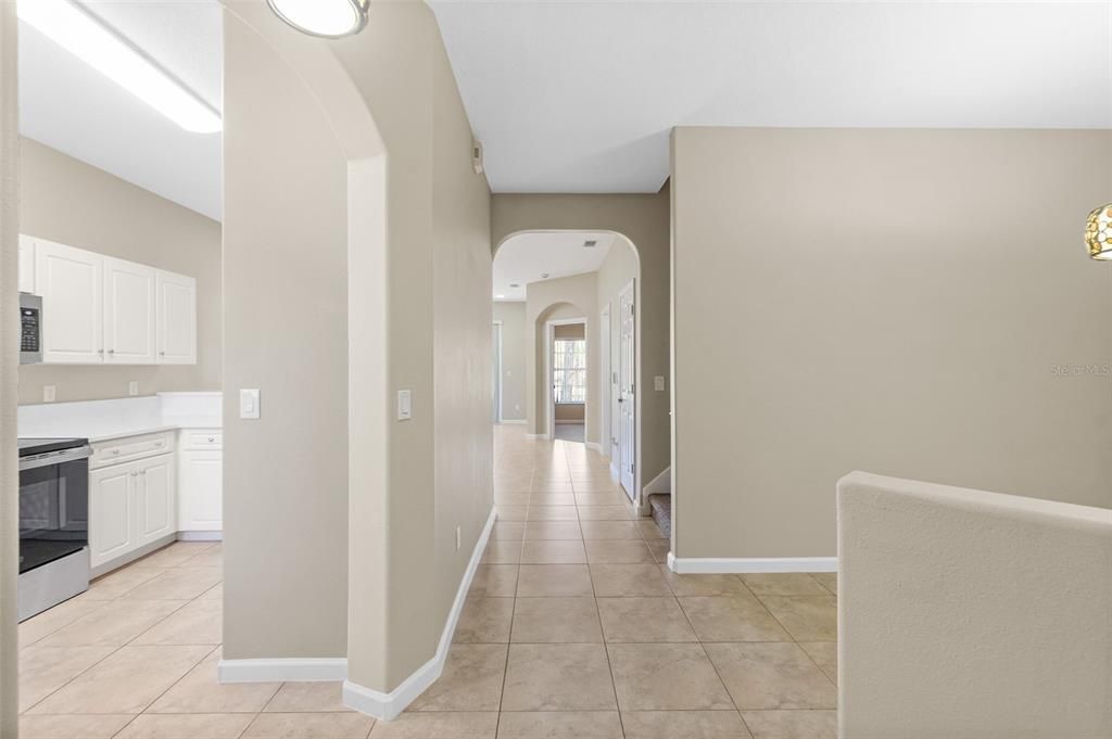 На продажу: $319,000 (3 спален, 2 ванн, 1598 Квадратных фут)