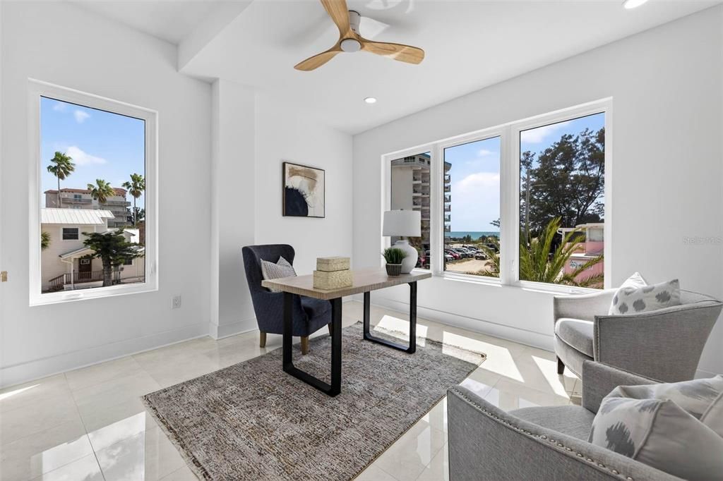 Active With Contract: $3,995,000 (5 beds, 4 baths, 4233 Square Feet)