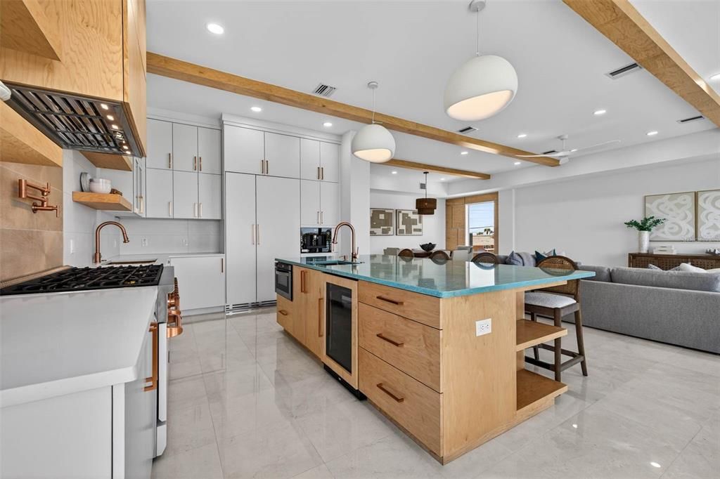 Active With Contract: $3,995,000 (5 beds, 4 baths, 4233 Square Feet)