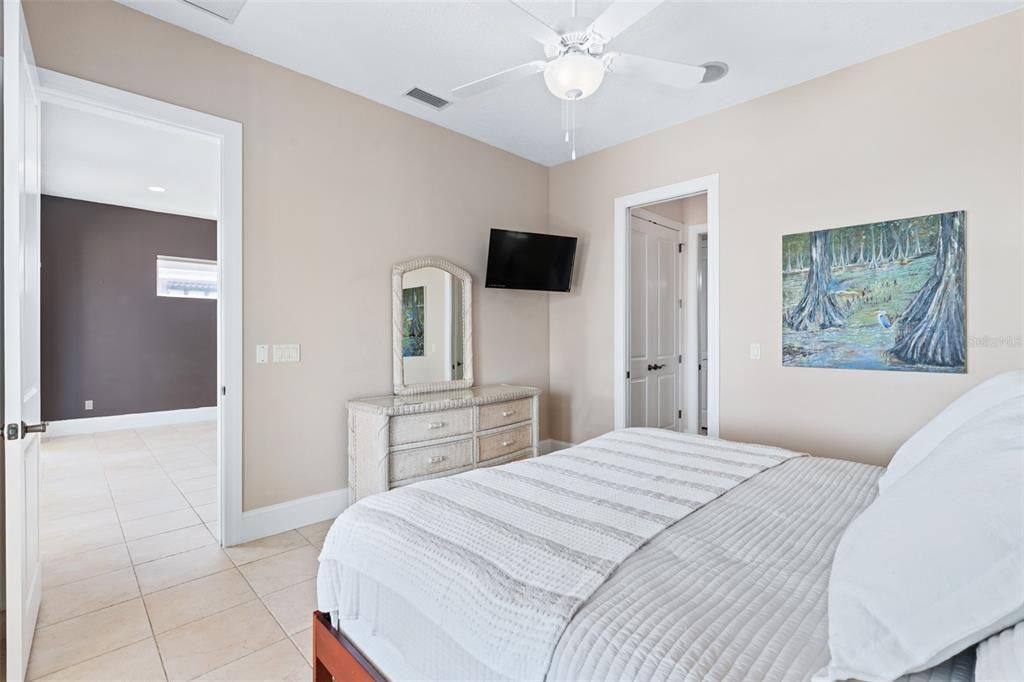 En Venta: $2,950,000 (4 camas, 4 baños, 4327 Pies cuadrados)