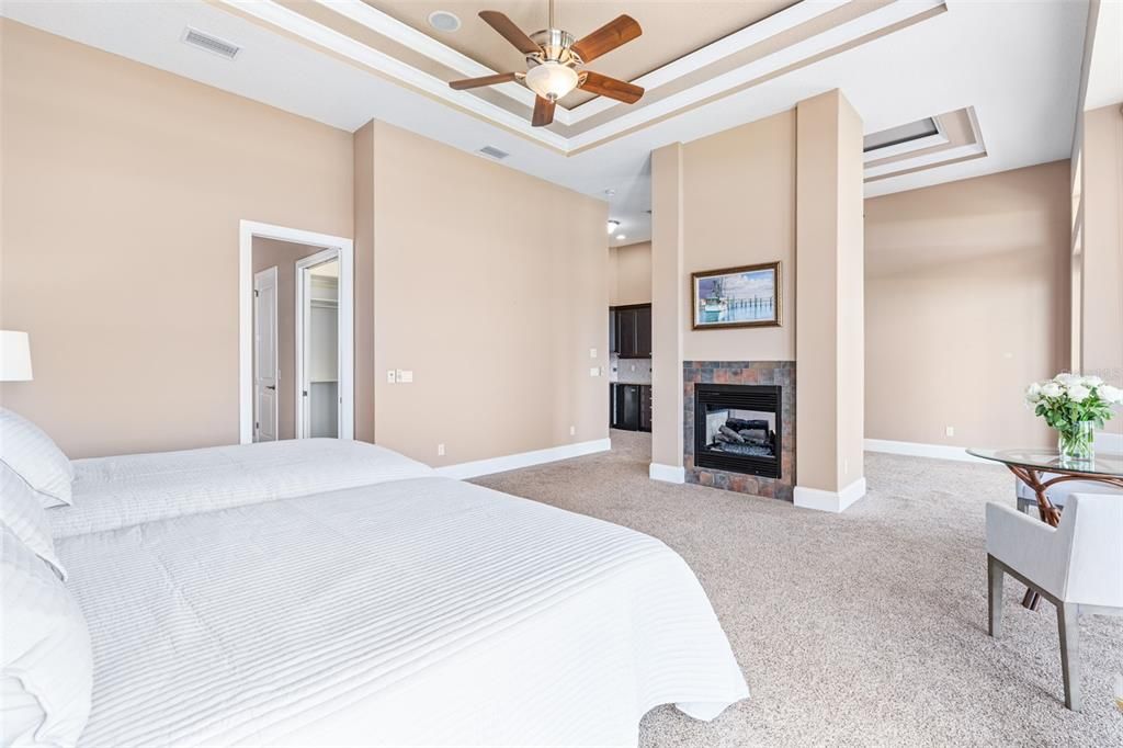 En Venta: $2,950,000 (4 camas, 4 baños, 4327 Pies cuadrados)