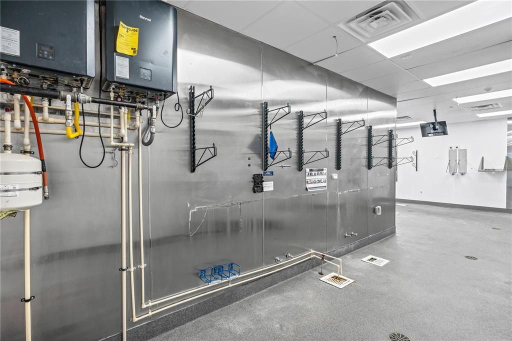 For Sale: $144,000 (0 beds, 0 baths, 1924 Square Feet)