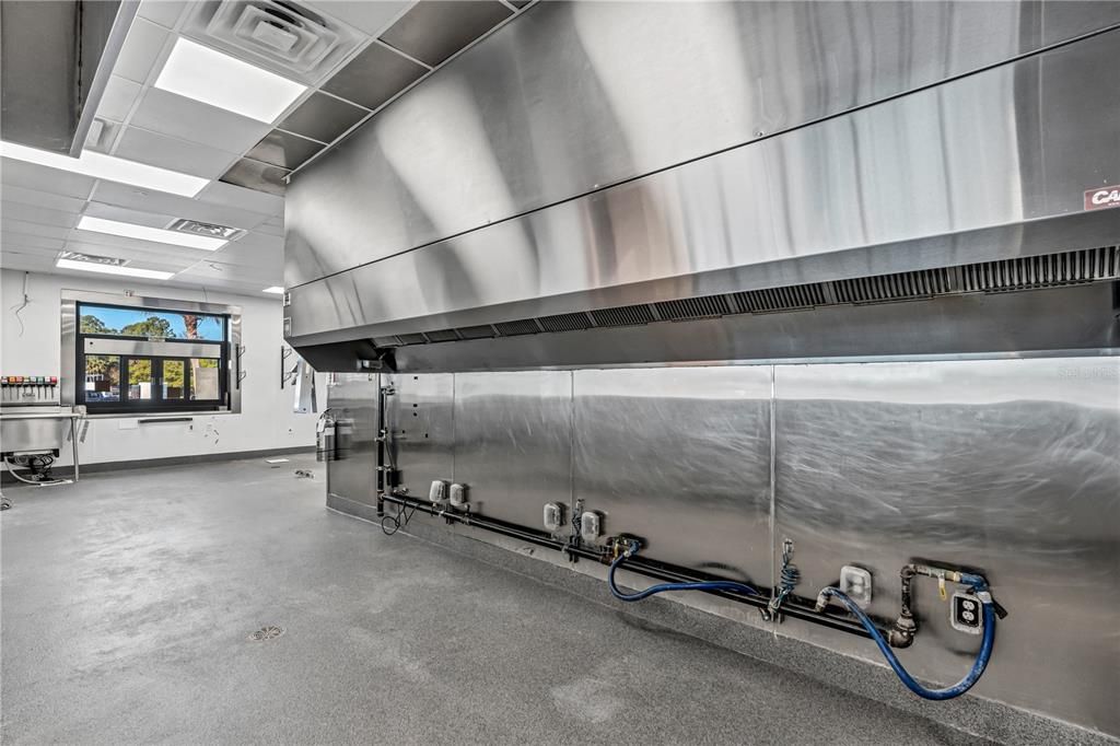 For Sale: $144,000 (0 beds, 0 baths, 1924 Square Feet)