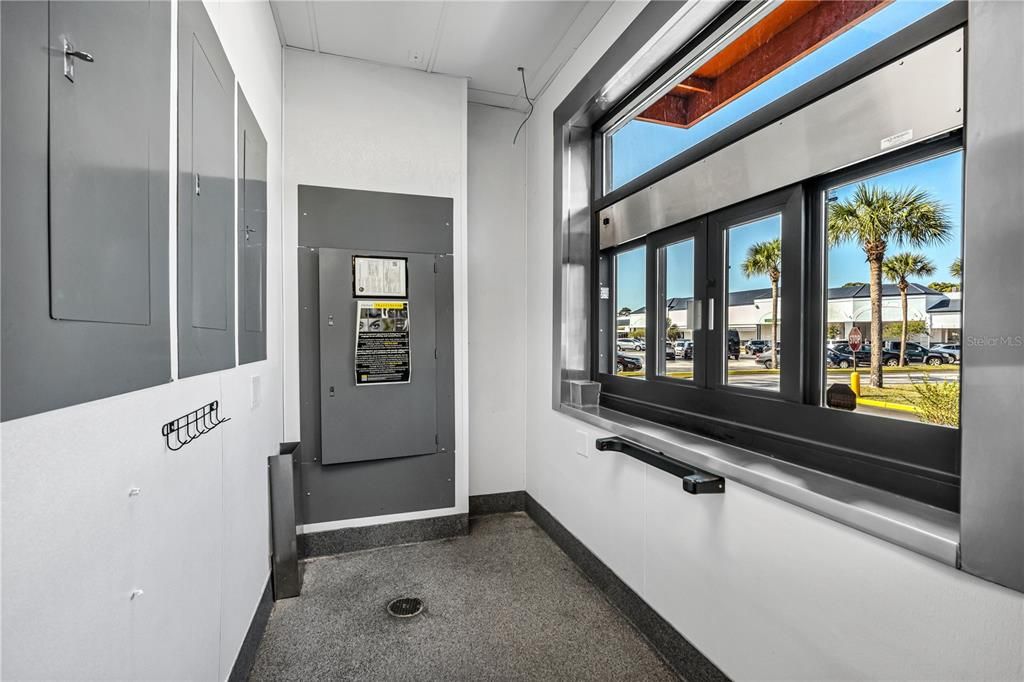 For Sale: $144,000 (0 beds, 0 baths, 1924 Square Feet)