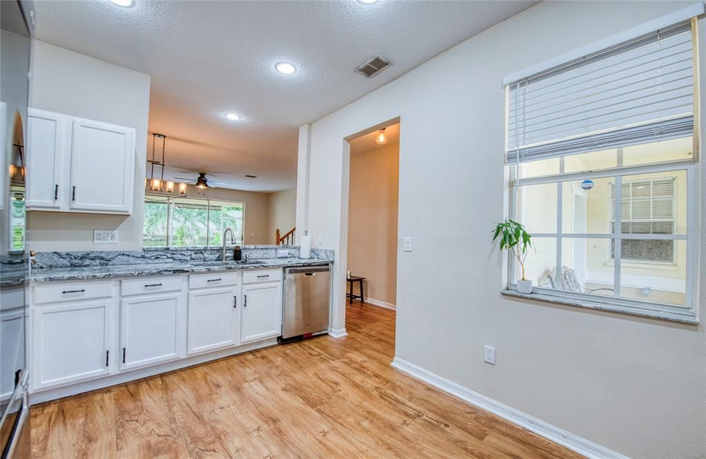 En Venta: $279,000 (2 camas, 2 baños, 1378 Pies cuadrados)