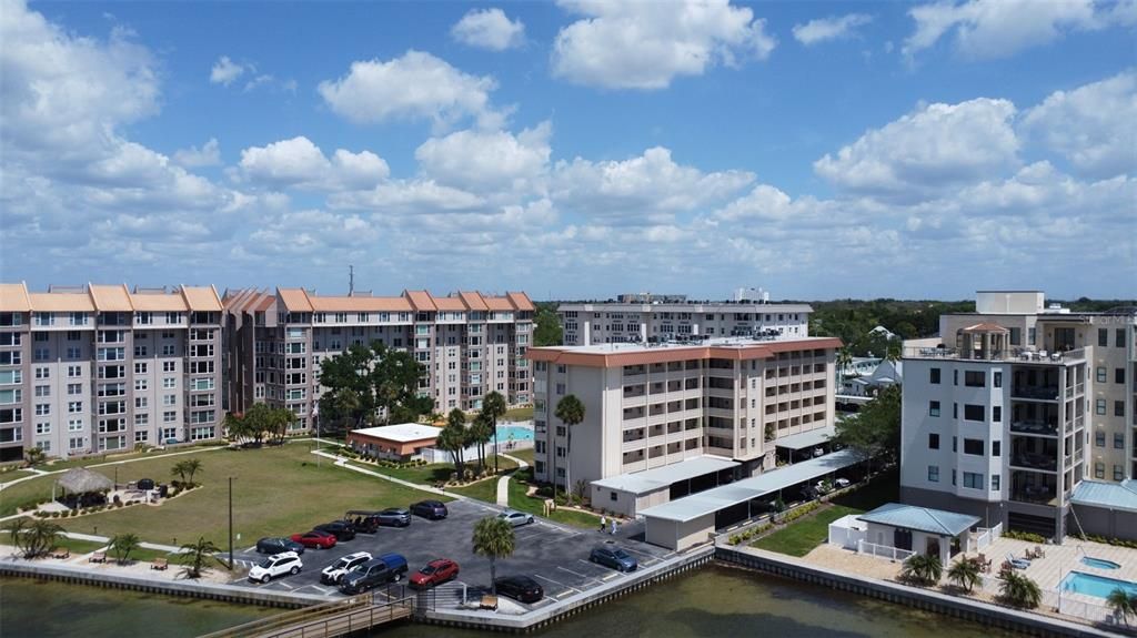 En Venta: $499,000 (2 camas, 2 baños, 1360 Pies cuadrados)