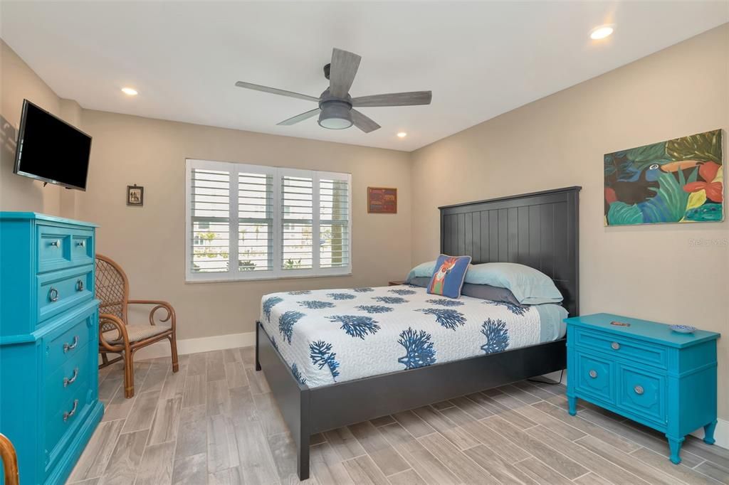 En Venta: $499,000 (2 camas, 2 baños, 1360 Pies cuadrados)