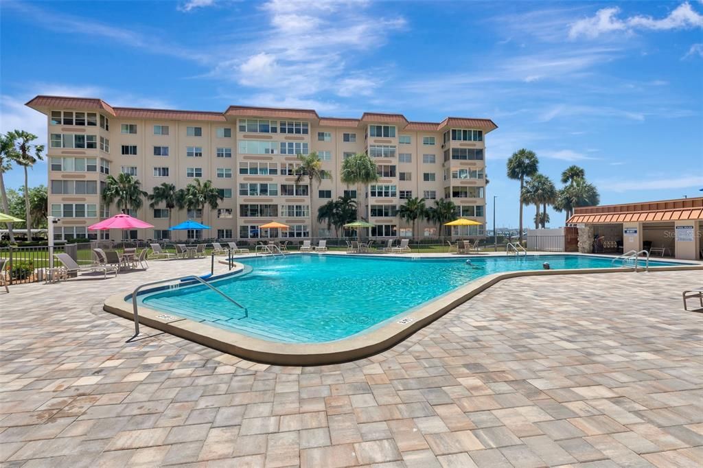 En Venta: $499,000 (2 camas, 2 baños, 1360 Pies cuadrados)