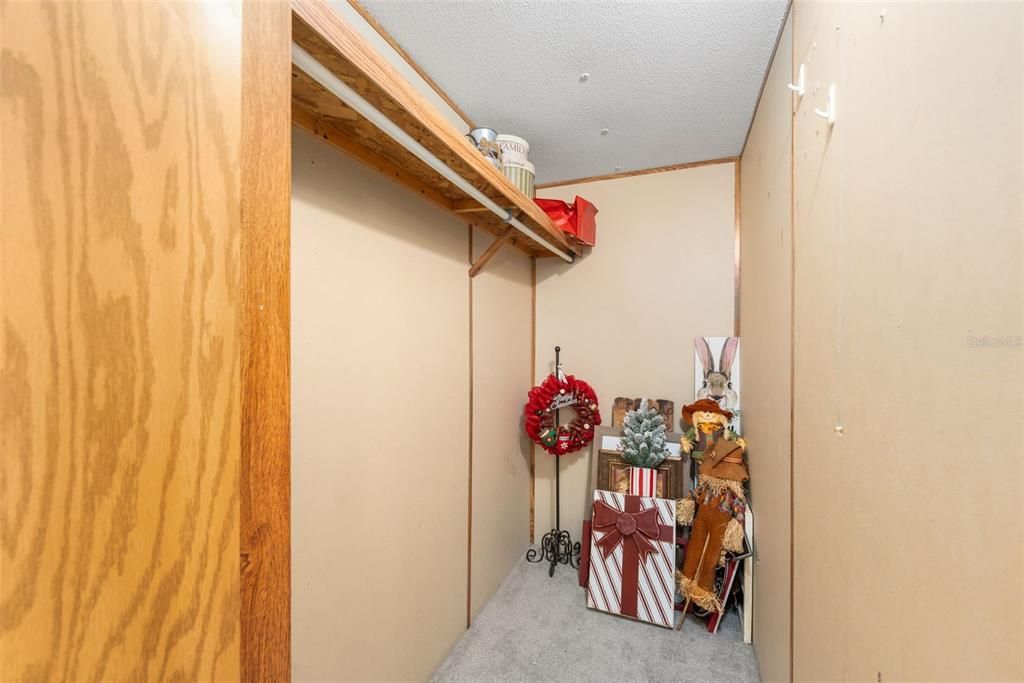Activo con contrato: $299,999 (3 camas, 2 baños, 1728 Pies cuadrados)