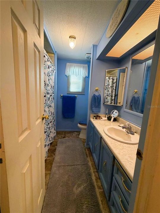 For Sale: $131,000 (2 beds, 2 baths, 1428 Square Feet)