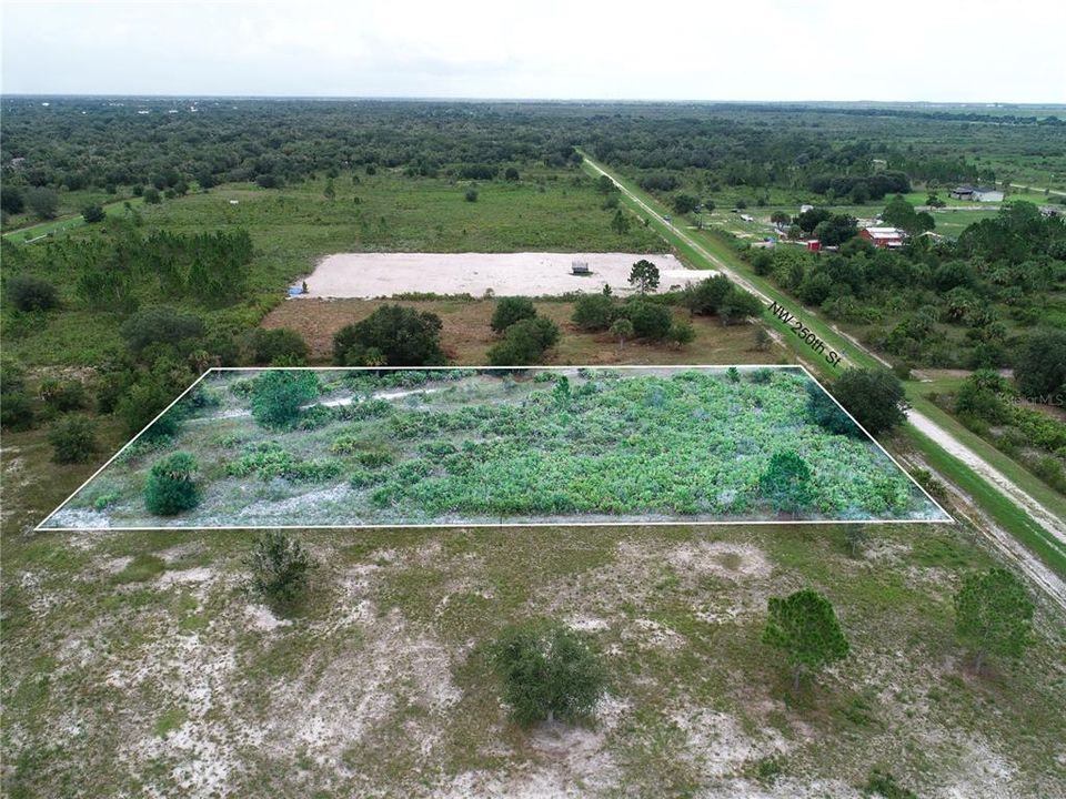 На продажу: $30,000 (1.25 acres)