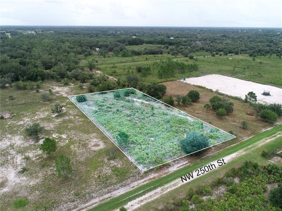 На продажу: $30,000 (1.25 acres)